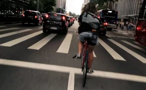 Documental Bicicletes i Cotxes