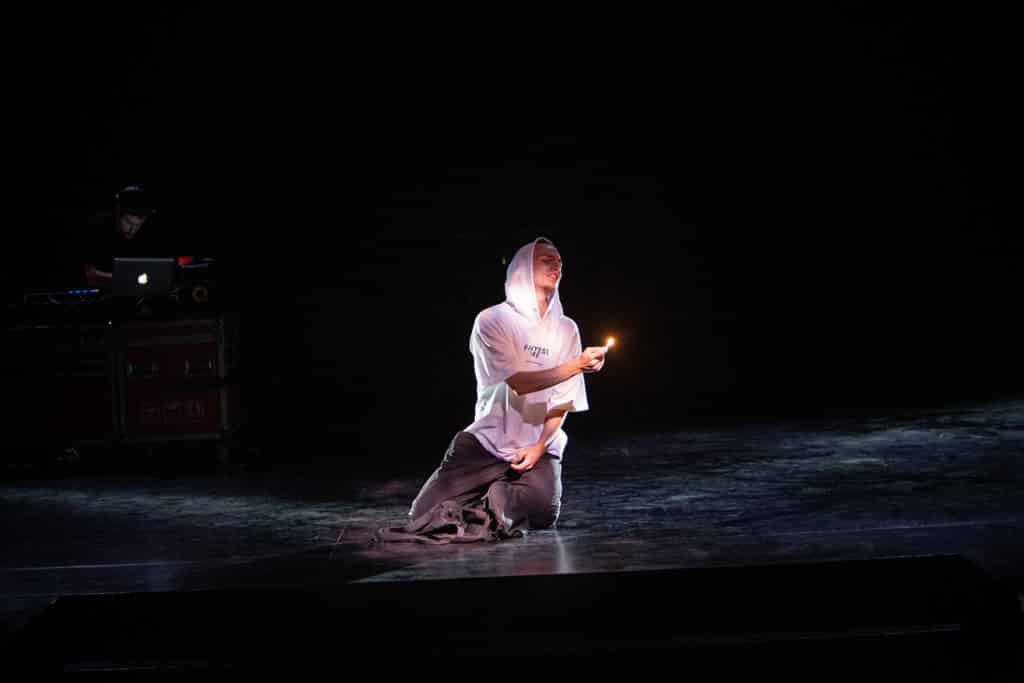 Imatge de l'espectacle Lázero un nou actuant en un escenari